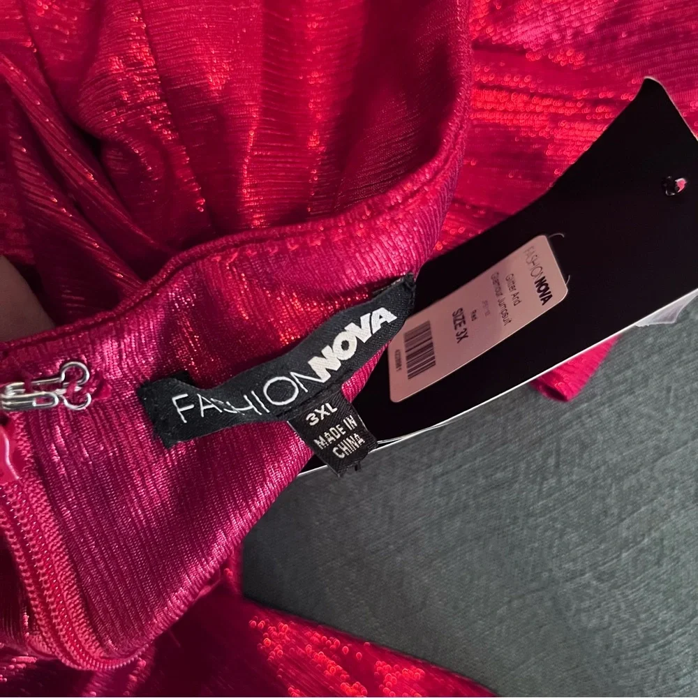 Fashion Nova Red Glitter and Glamour Jumpsuit 3X Plus Size Fashion Halter Top - Picture 11 of 13